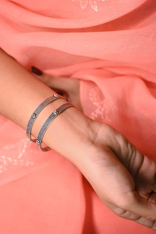 Bracelet & Bangles